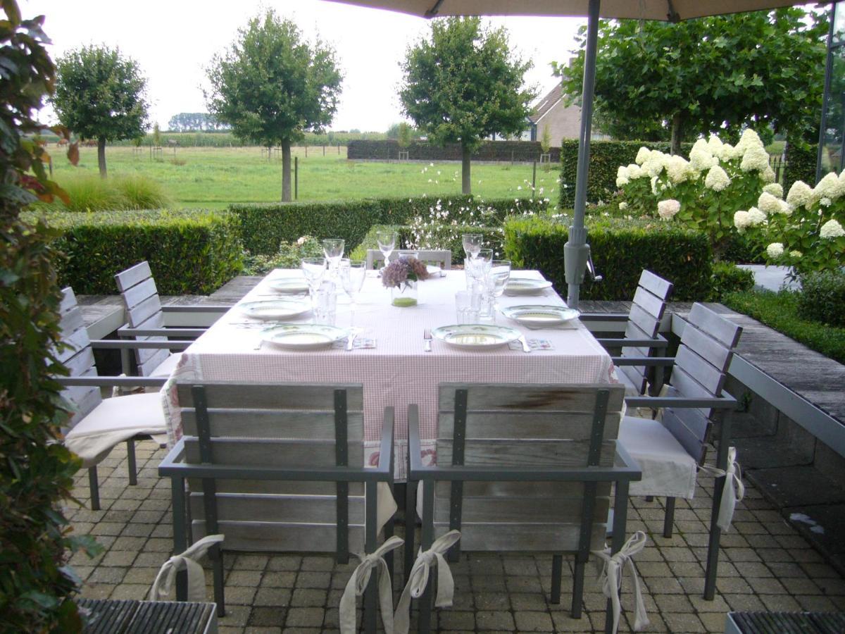 De Moeraseik Bed & Breakfast Zele ภายนอก รูปภาพ