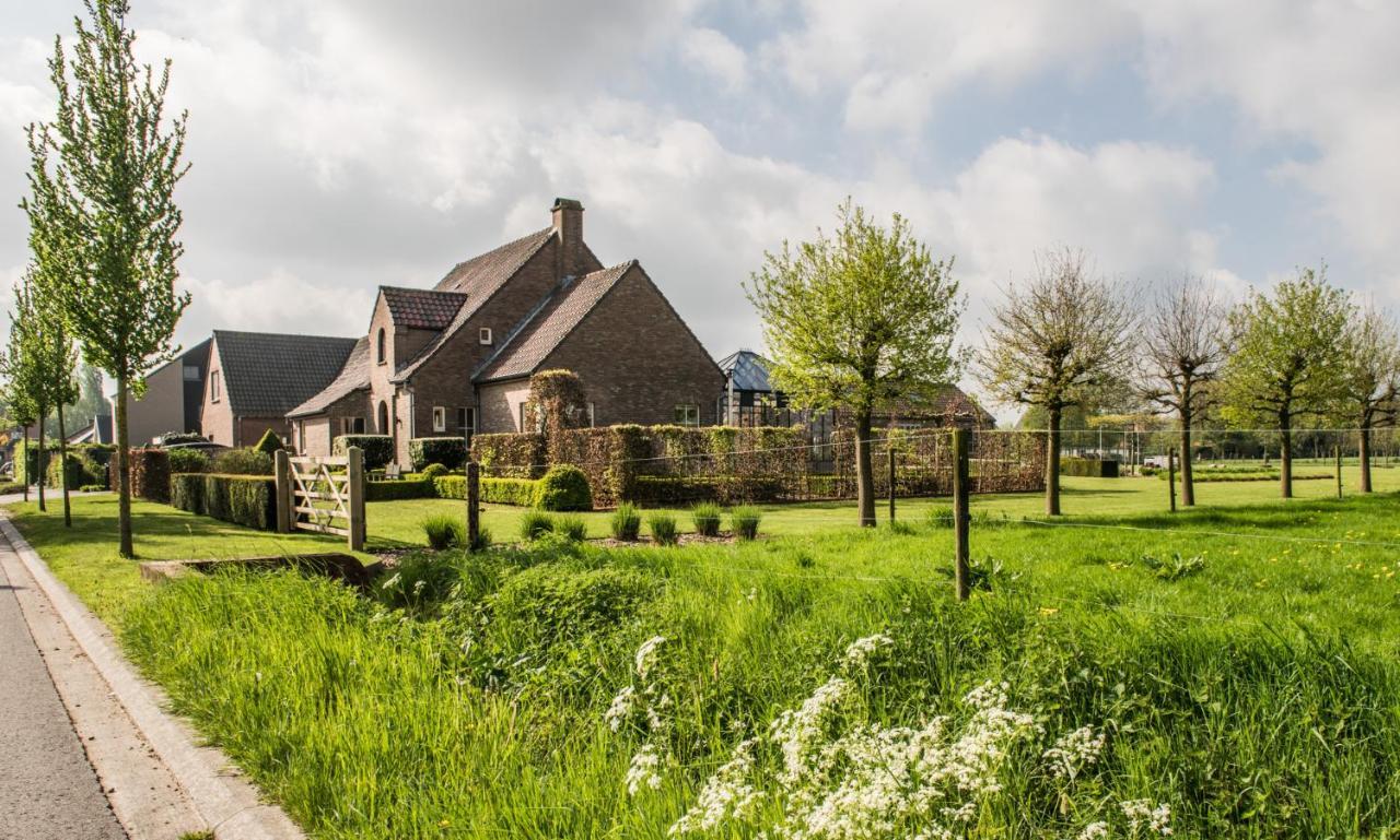 De Moeraseik Bed & Breakfast Zele ภายนอก รูปภาพ