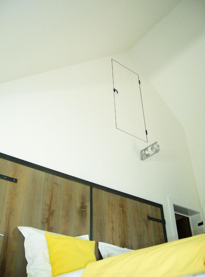 De Moeraseik Bed & Breakfast Zele ภายนอก รูปภาพ